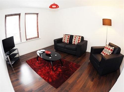 Aberdeen Serviced Apartments - Bloomfield Extérieur photo